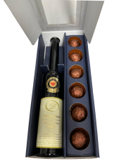 Dárková kazeta slámové víno a 6 pralinek z mléčné čokolády s oříšky